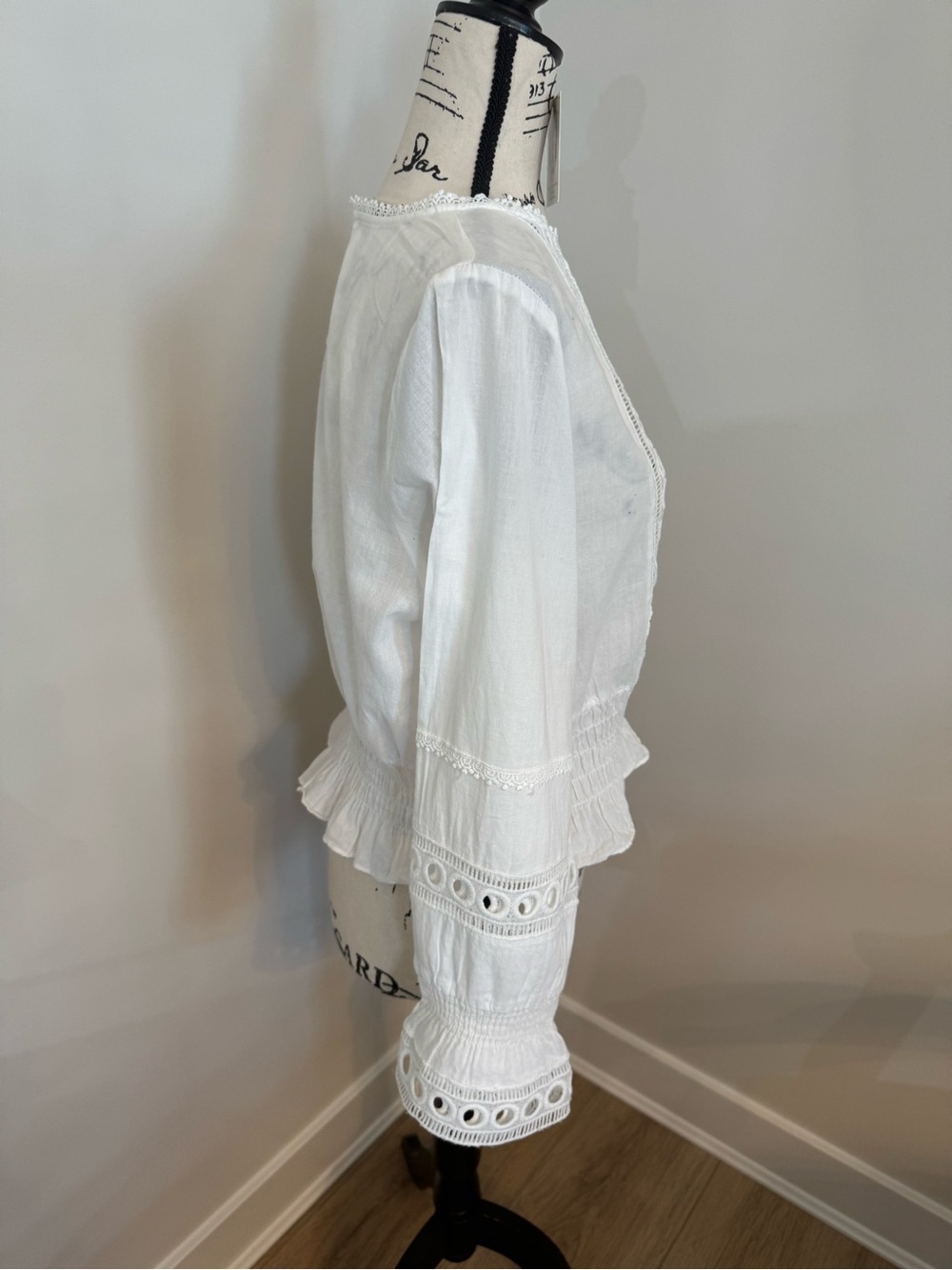Lush White Eyelet Lace Blouse Small Boho Peasant Smocked Waist Romantic Cottage - Picture 3 of 11